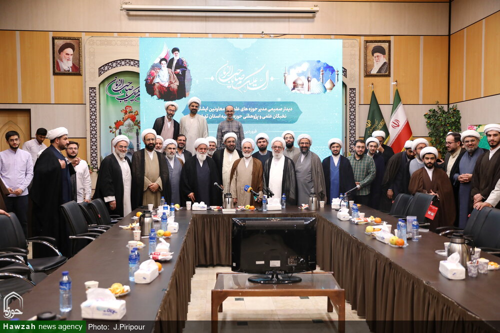 تصاویر/ نشست آیت الله اعرافی با نحبگان حوزه علمیه استان تهران