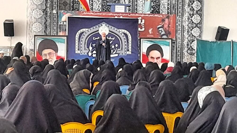 لیگ قرآنی «طرح زندگی با آیه‌ها» در ساوه برگزار شد/ تأکید بر عمل به قرآن در زندگی