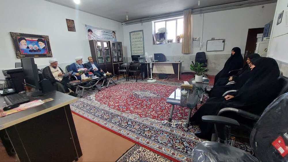 بازدید معاون حوزه‌های علمیه خواهران کشور از پروژه عمرانی مدرسه علمیه فاطمیه اشکذر