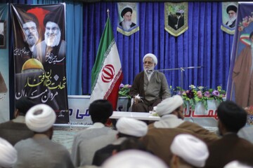 تصاویر/ گفتگو و پرسش و پاسخ قائم مقام مدیر حوزه علمیه قم با طلاب حوزه علمیه سفیران هدایت بیرجند