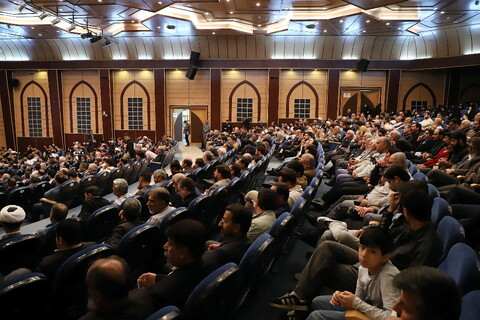 تصاویر/ آیین تکریم خادمان صادق