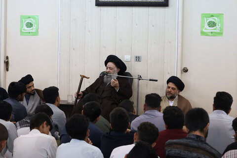 تصاویر/دیدار طلاب جدید الورود مدارس علمیه استان خوزستان با آیت‌ الله موسوی جزایری