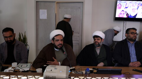 تصاویر/نشست رئیس مرکز فعالیت های دینی شهرداری تهران با آیت الله اعرفی