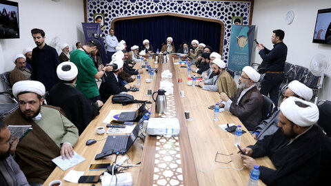 تصاویر/نشست رئیس مرکز فعالیت های دینی شهرداری تهران با آیت الله اعرفی