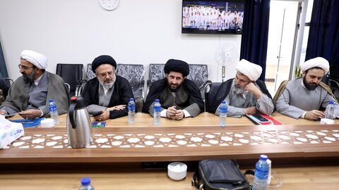 تصاویر/نشست رئیس مرکز فعالیت های دینی شهرداری تهران با آیت الله اعرفی