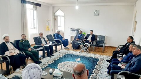 تصاویر/ جلسه هماهنگی شورای توسعه آموزش و پژوهش در شاهین دژ