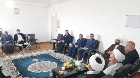 تصاویر/ جلسه هماهنگی شورای توسعه آموزش و پژوهش در شاهین دژ