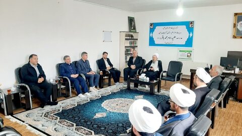 تصاویر/ جلسه هماهنگی شورای توسعه آموزش و پژوهش در شاهین دژ