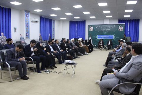 تصاویر جلسه شورای فرهنگ عمومی لرستان