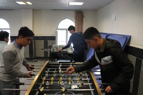 تصاویر/ ازدید دانش آموزان مدرسه شهید آهنگری ارومیه از مدرسه علمیه امام خامنه‌ای ارومیه