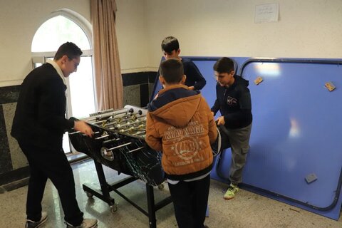 تصاویر/ ازدید دانش آموزان مدرسه شهید آهنگری ارومیه از مدرسه علمیه امام خامنه‌ای ارومیه