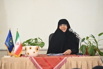 اعتماد به دشمن نتیجه‌ای جز خسارت ندارد