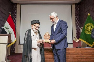 شش دهه تلاش علمی در خدمت دین؛ تجلیل از حجت الاسلام و المسلمین اشکوری در حرم حضرت امیرالمؤمنین (ع)