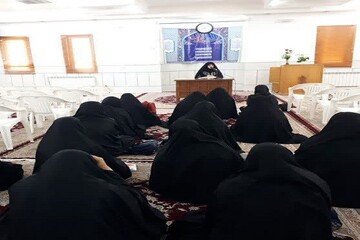 نشست اخلاق و تهذیب با محوریت آداب و زی طلبگی