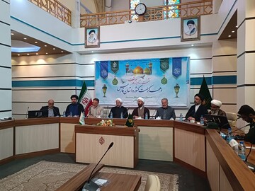 دهه کرامت دهه تلاش برای تبیین معرفت اهل‌بیت(ع) به جوانان است