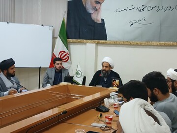 مقاومت، گفتمان زنده انقلاب است/ حوزویان و دانشگاهیان باید کنشگر میدانی باشند