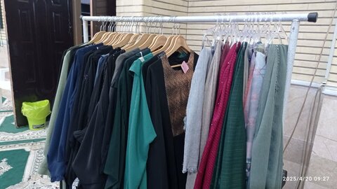 نمایشگاه عرضه پوشاک و مواد غذایی کالا در مدرسه علمیه الزهرا س بوشهرباهدف ۵درصد سوددهی متعلق به مردم غزه