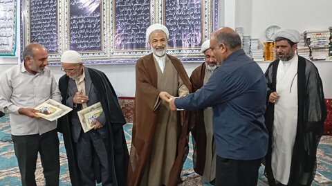 تصاویر/ تجلیل از خادمین مسجد در آبپخش