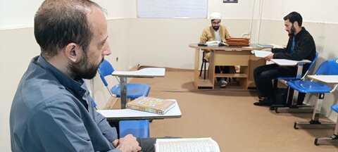 تصاویر اجرای طرح شنبه های قرآنی در مدرسه علمیه نورآباد