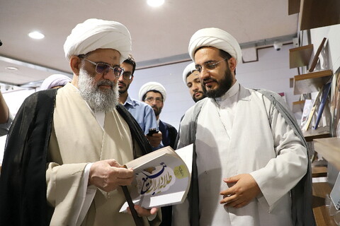 بازدید آیت الله ملکوتی از خبرگزاری حوزه
