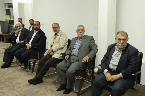 تصاویر / دیدار امام جمعه قزوین با  مسئولان هیئت و مواکب رزمندگان اسلام استان قزوین