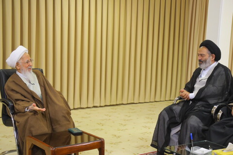 تصاویر /  دیدار نماینده ولی فقیه در امور حج و زیارت با آیت الله العظمی جوادی آملی