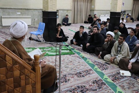 تصاویر/ جلسه اخلاق در حوزه علمیه بناب