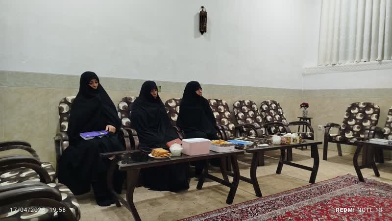بازدید معاون حوزه های علمیه خواهران از مدرسه علمیه حضرت زهرا (س) احمد آباد