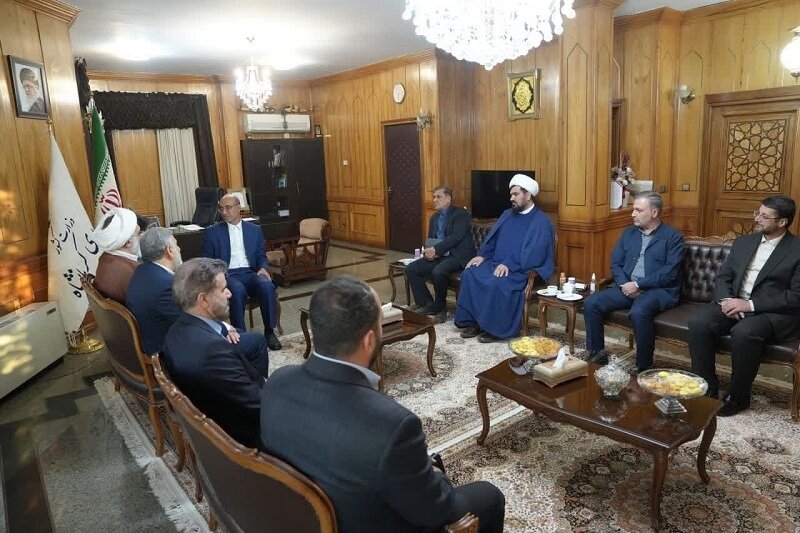 برنامههای فرهنگی باید همراه با فعالیتهای توسعهای باشد