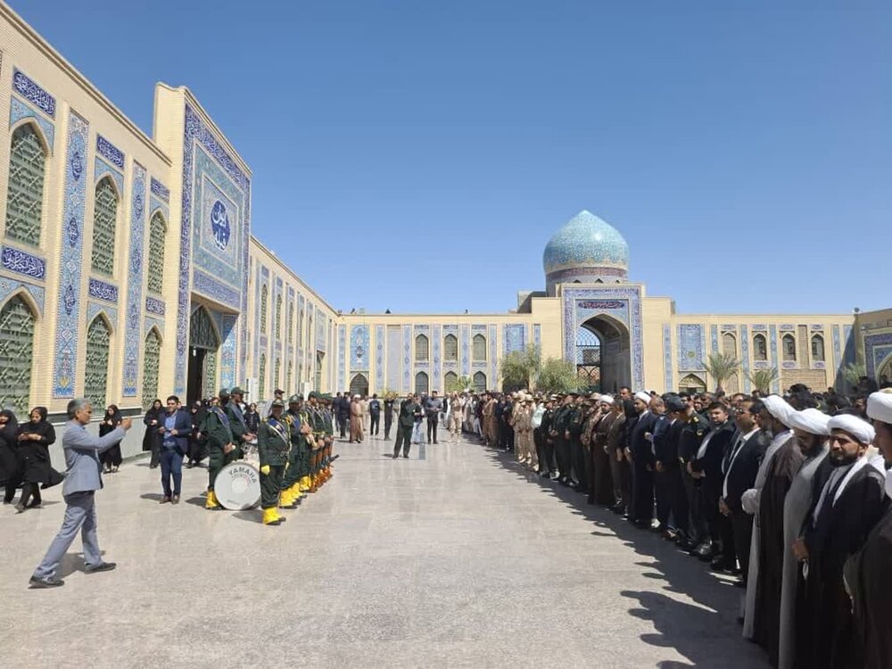 تشییع پیکر مطهر بسیجی اسحاق مختاری‌نیا در زابل