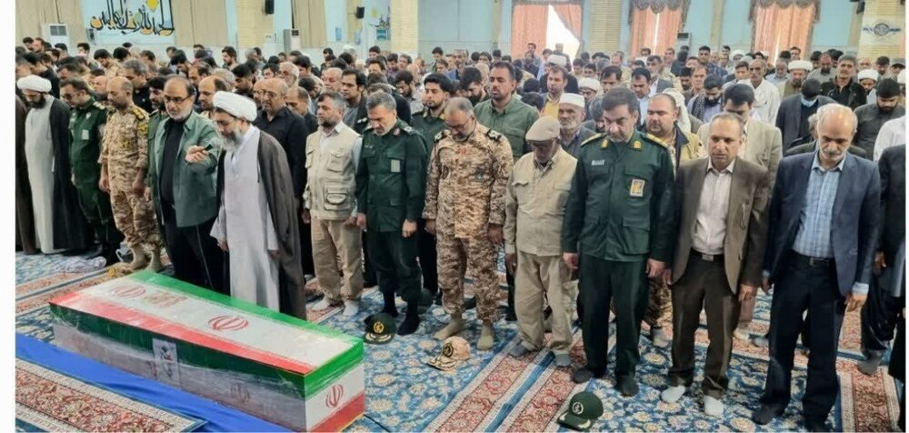 جثمان شهيد مدافع الأمن يشيّع في مدينة زابل جثمان شهيد مدافع الأمن يشيّع في مدينة زابل