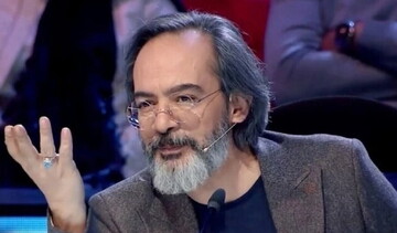 «کارن همایون‌فر» چهره سال هنر انقلاب شد