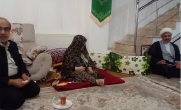 تفقد مرکز خدمات مازندران از خانواده‌های روحانیون مرحوم