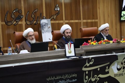 تصاویر/ یین نکوداشت حجت‌الاسلام و المسلمین شیخ جابر فاضلی در خوی