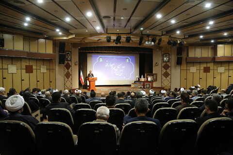 تصاویر/ آیین تکریم و معارفه مدیر کل اداره کل فرهنگ و ارشاد اسلامی قم