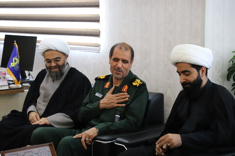 تصاویر/دیدار مدیران حوزوی استان با فرمانده جدید سپاه بیت المقدس کردستان