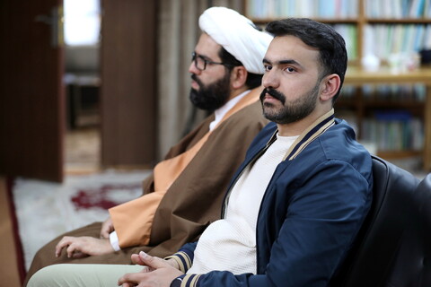 تصاویر/ نشست صمیمی مرکز رسانه و فضای مجازی حوزه با عوامل سریال مرهم