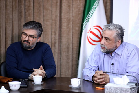 تصاویر/ نشست صمیمی مرکز رسانه و فضای مجازی حوزه با عوامل سریال مرهم
