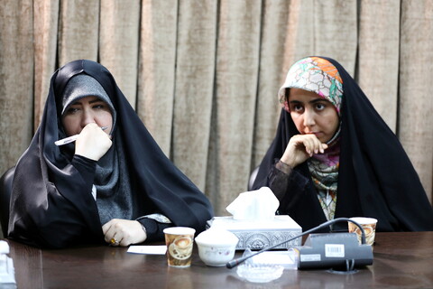 تصاویر/ نشست صمیمی مرکز رسانه و فضای مجازی حوزه با عوامل سریال مرهم