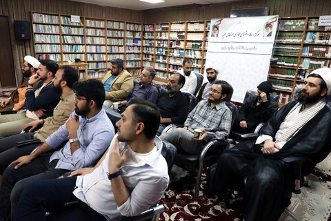 تصاویر/ نشست صمیمی مرکز رسانه و فضای مجازی حوزه با عوامل سریال مرهم