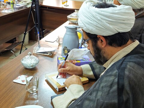 تصاویر/ دیدار مسئول سازمان بسیج طلاب با مسئول‌ بسیج اساتید حوزه علمیه