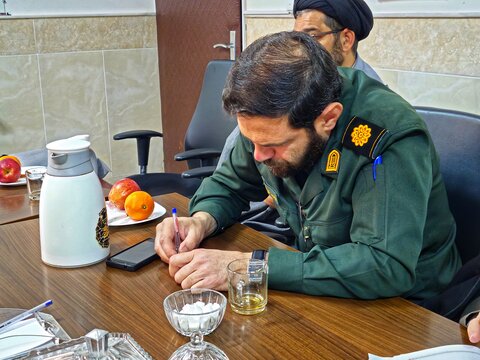 تصاویر/ دیدار مسئول سازمان بسیج طلاب با مسئول‌ بسیج اساتید حوزه علمیه