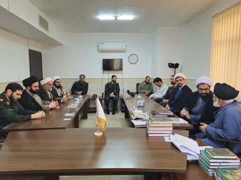 تصاویر/ دیدار مسئول سازمان بسیج طلاب با مسئول‌ بسیج اساتید حوزه علمیه