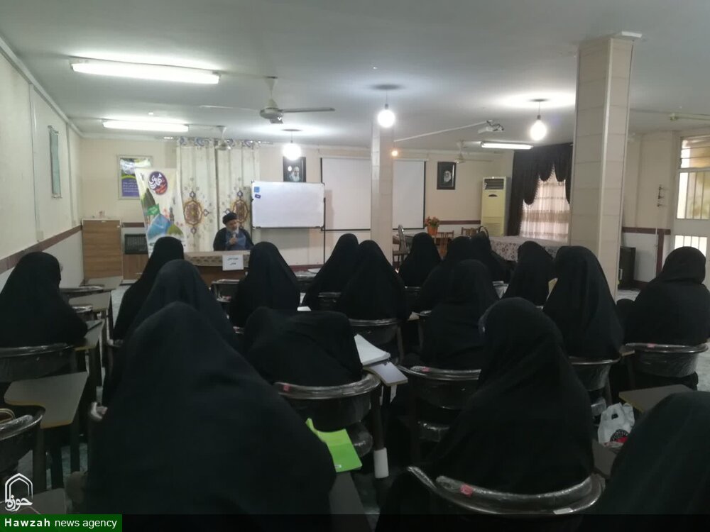 برگزاری جلسه اخلاق در مدرسه علمیه الزهرا(س) اهواز