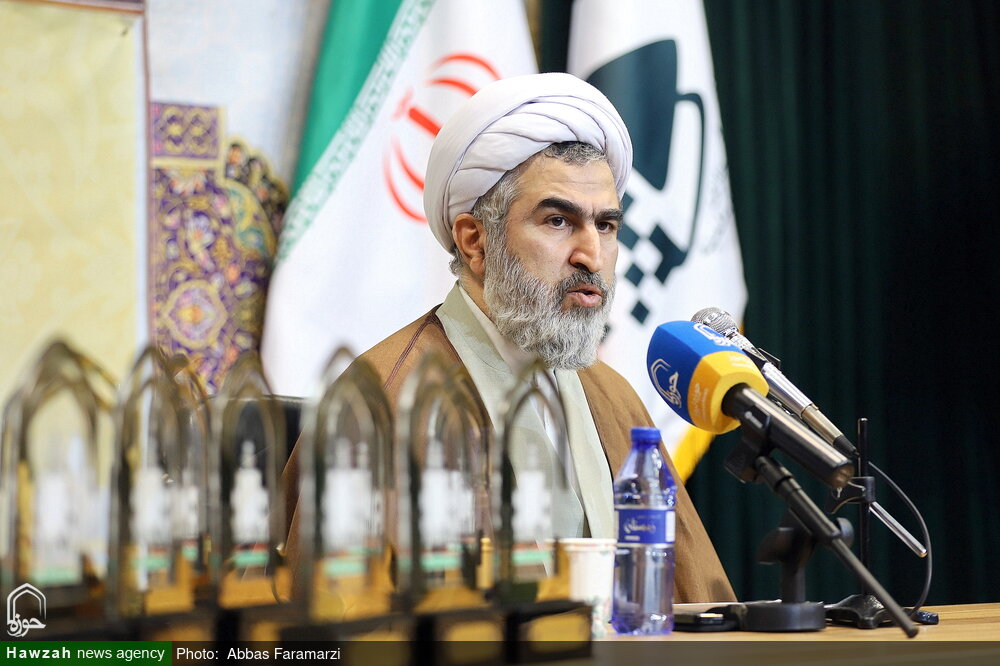 امام خمینی(ره) تحولی عظیم در ساختار علمی، سیاسی و اجتماعی حوزه علمیه قم ایجاد کردند