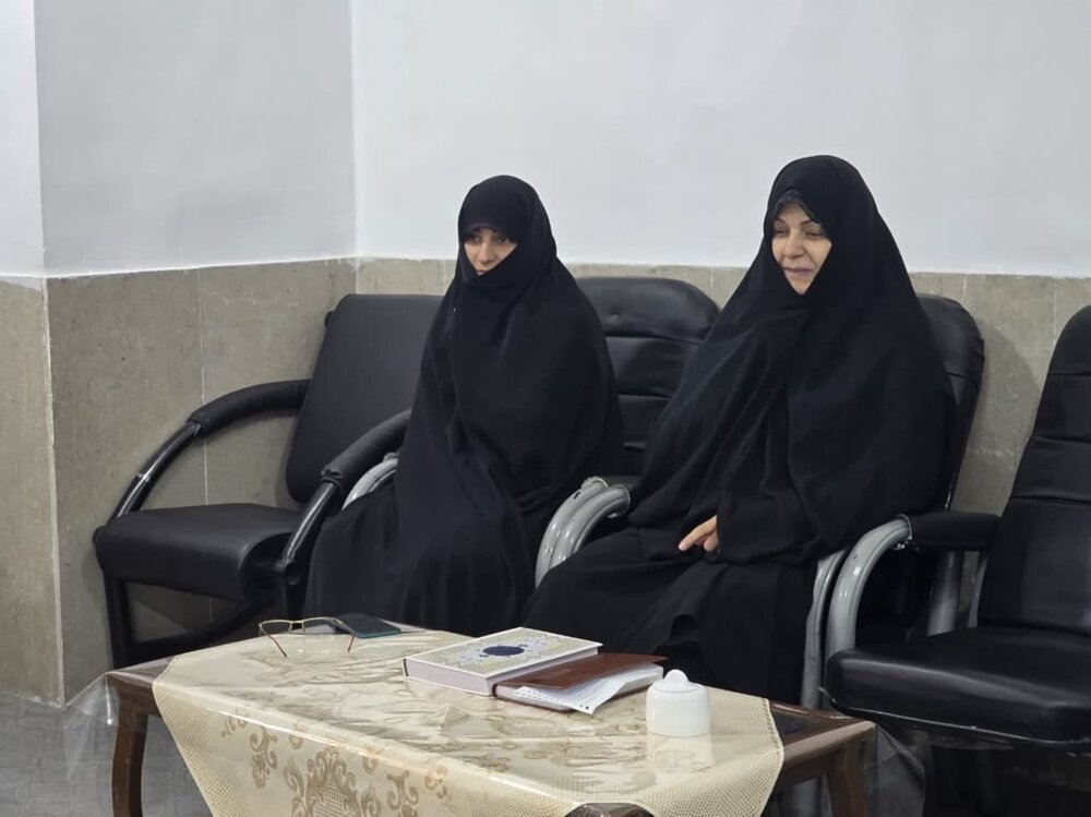 بانوان نخبه، امت واحد در تمدن‌سازی هستند