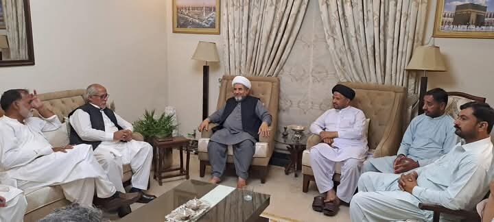علامہ عارف واحدی سے شیعہ علماء کونسل ضلع اٹک کے صدر اور عہدیداروں کی ملاقات