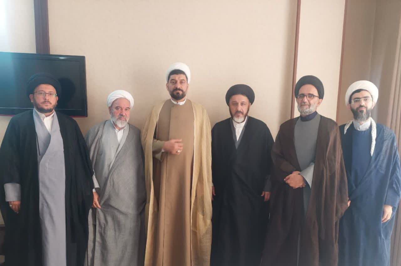 نشست مشترک هیئت رئیسه مجمع نمایندگان طلاب با مشاور و نماینده دکتر قالیباف در امور روحانیت