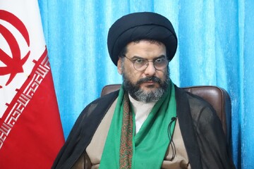 سپاه پاسداران همواره در خط مقدم خدمت قرار دارد 