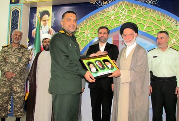 تصاویر/ گرامیداشت سالروز تاسیس سپاه در بندر دیّر
